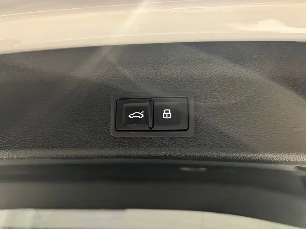 Audi Q3 2023 — фото 20