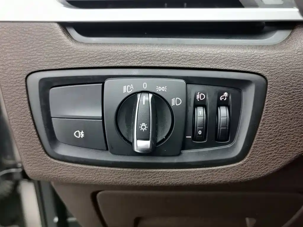 BMW X1 2020 — фото 21