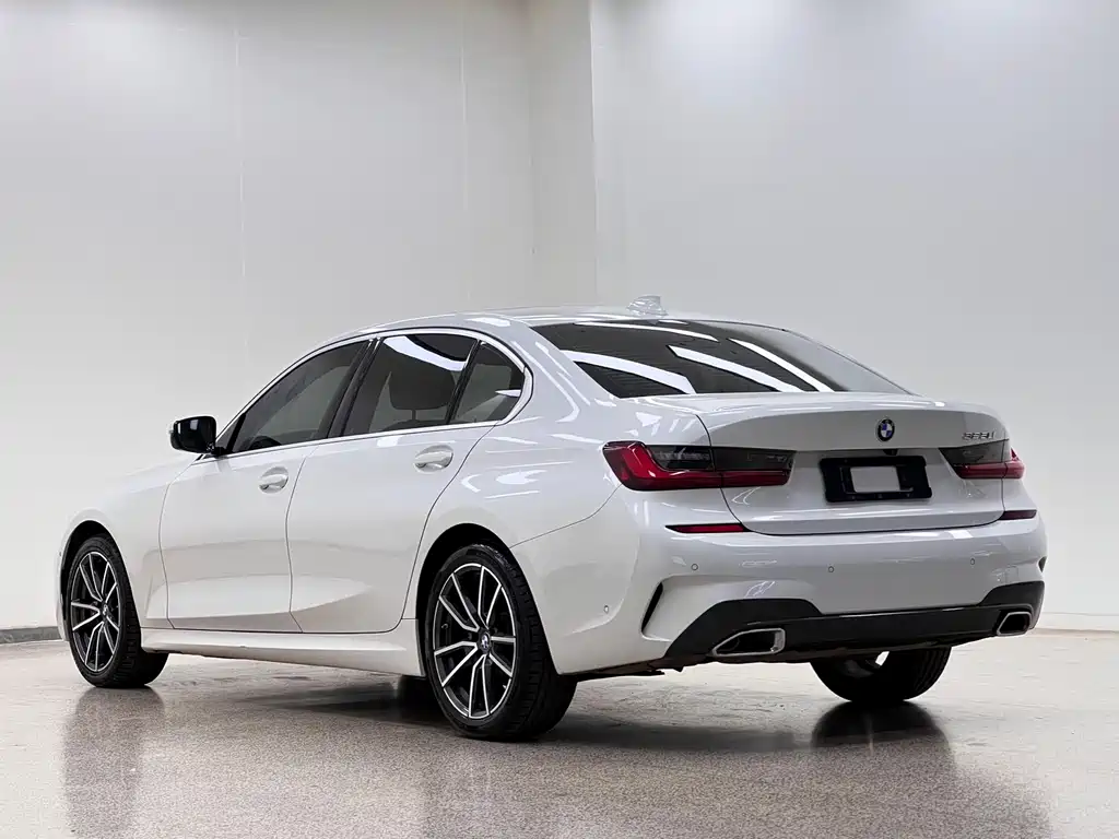 BMW 3 Series 2022