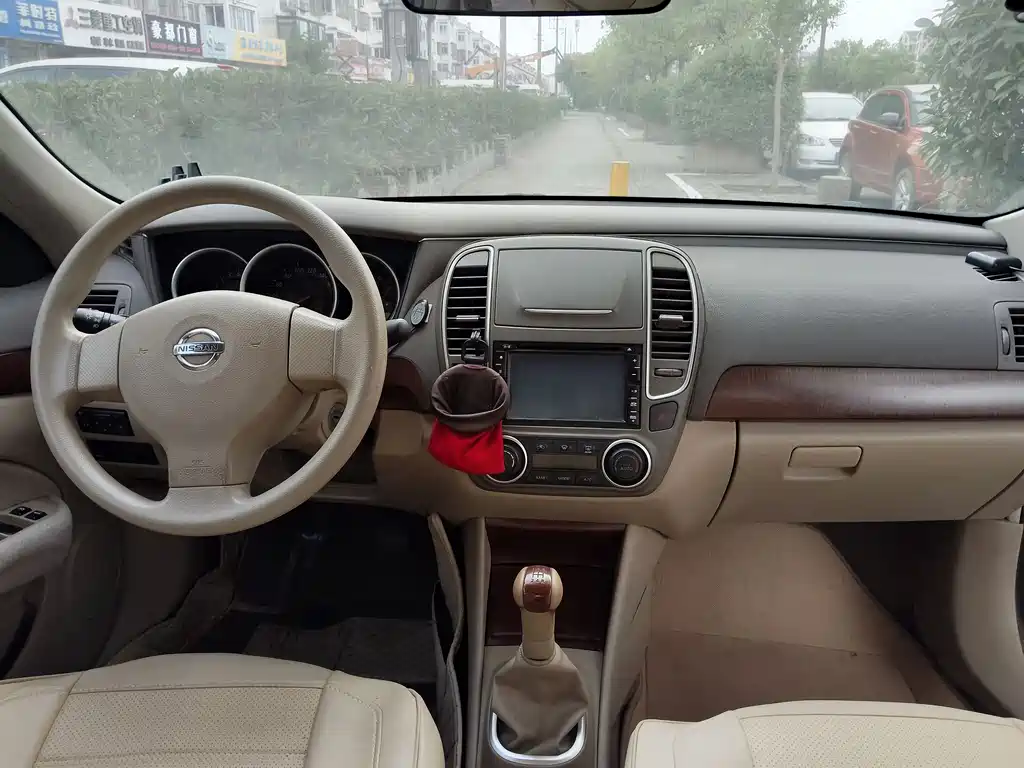 Nissan Sylphy 2011 — фото 9