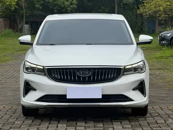 Geely Emgrand 2024