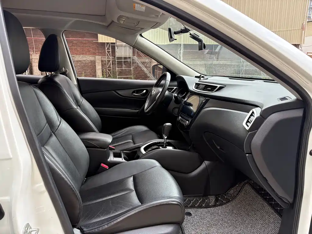 Nissan X-Trail 2017 — фото 14