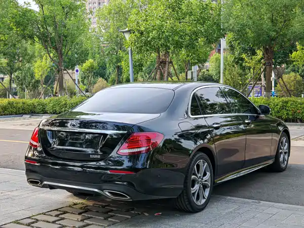 Mercedes-Benz E-Class 2020