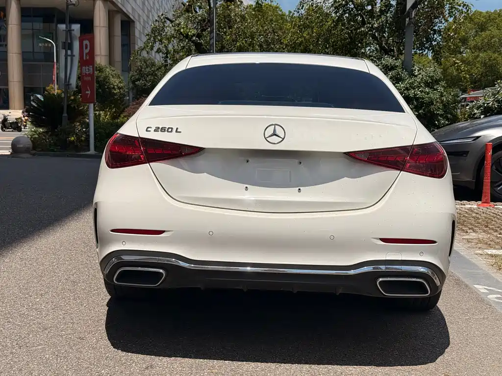 Mercedes-Benz C-Class 2023 — фото 13
