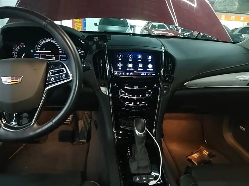 Cadillac ATS-L 2019 — фото 13