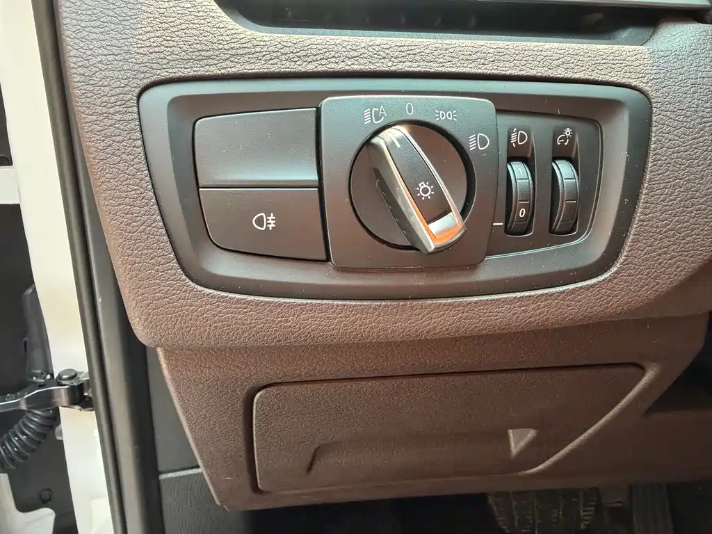 BMW X1 2022 — фото 12