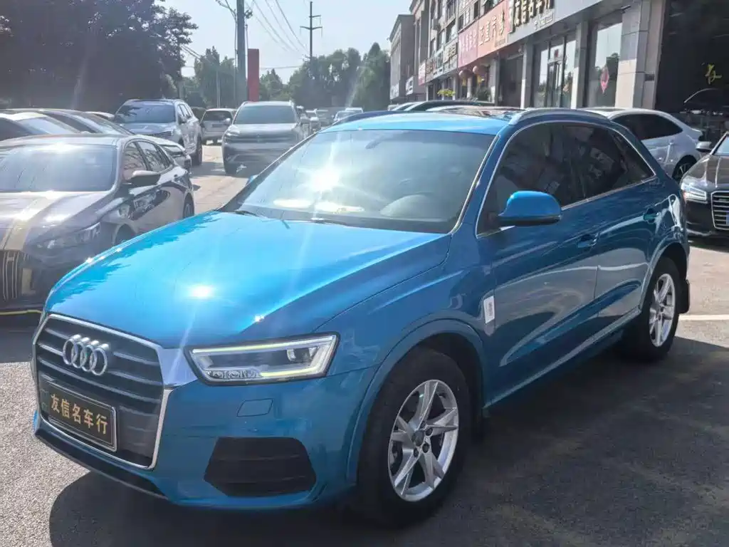 Audi Q3 2019 — фото 1