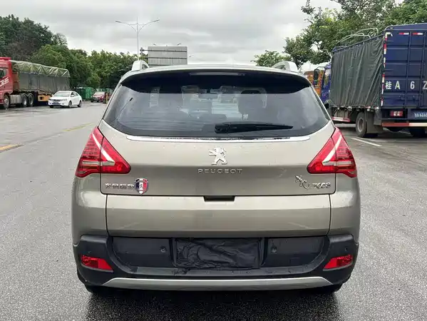 Peugeot 3008 2015