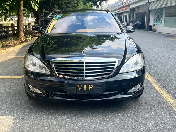Mercedes-Benz S-Class 2008