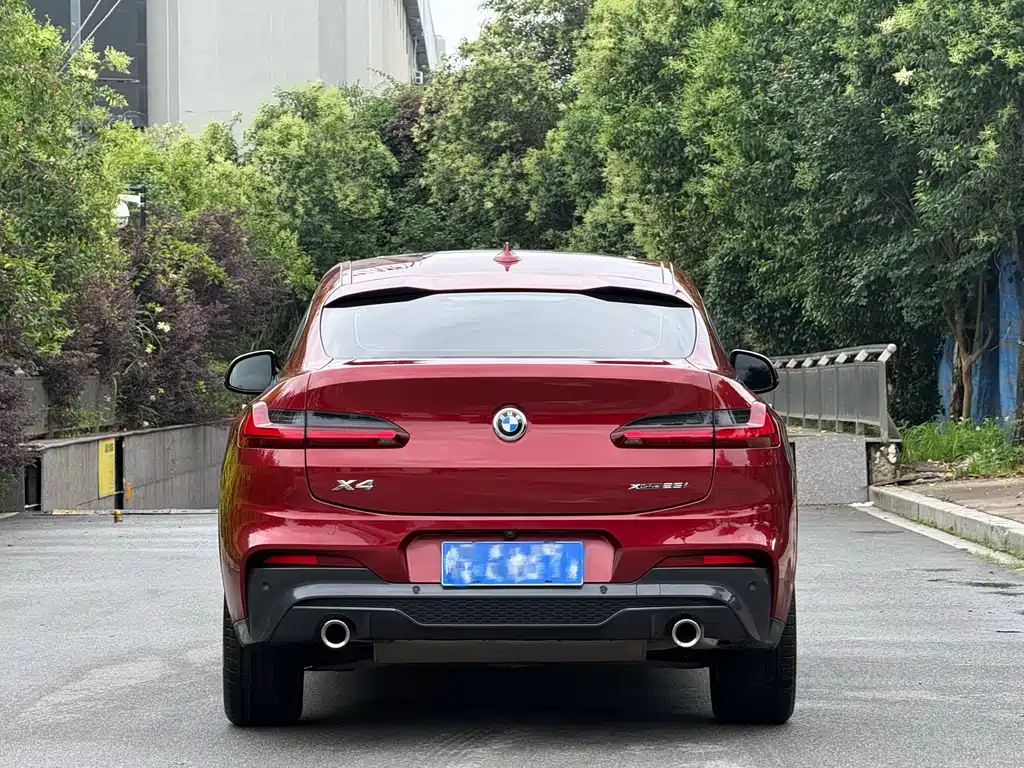 BMW X4 2021 — фото 8