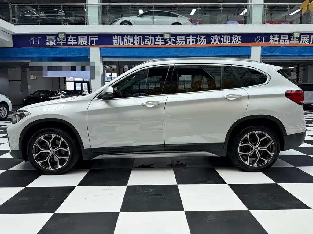 BMW X1 2022