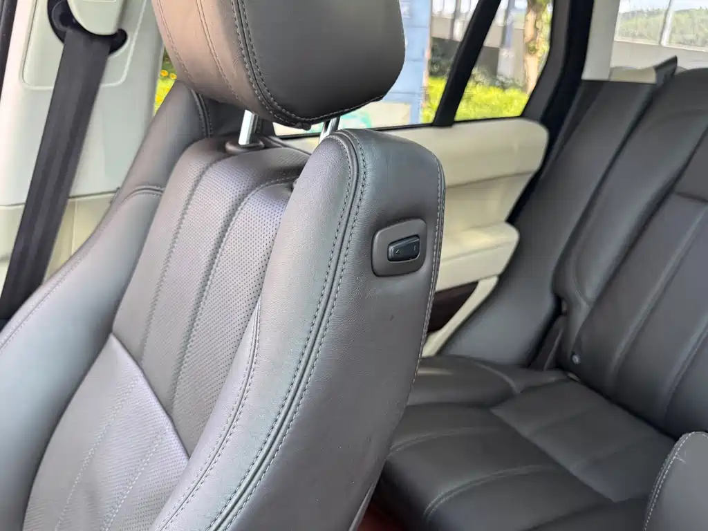 Land Rover Range Rover 2018 — фото 15