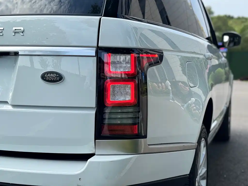 Land Rover Range Rover 2018 — фото 43