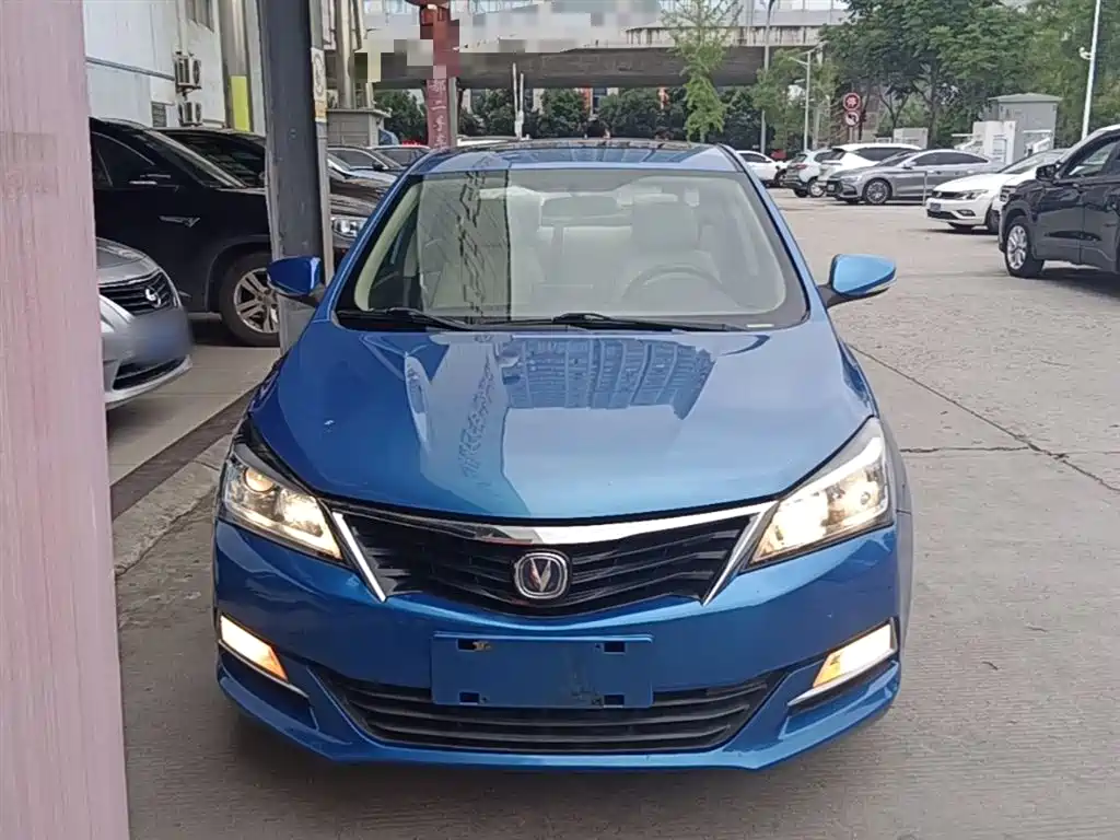 Changan V7 2015 — фото 3
