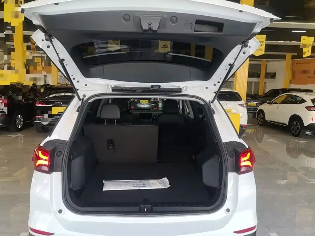 Chevrolet Equinox 2021 — фото 19