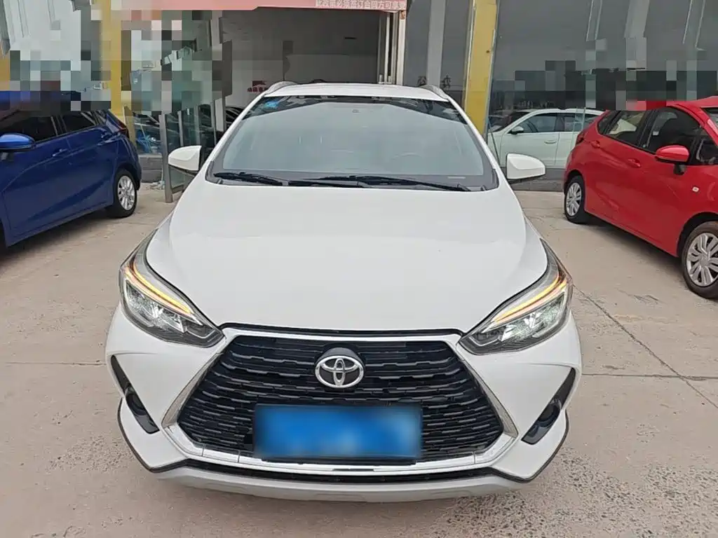 Toyota Yaris L 2020
