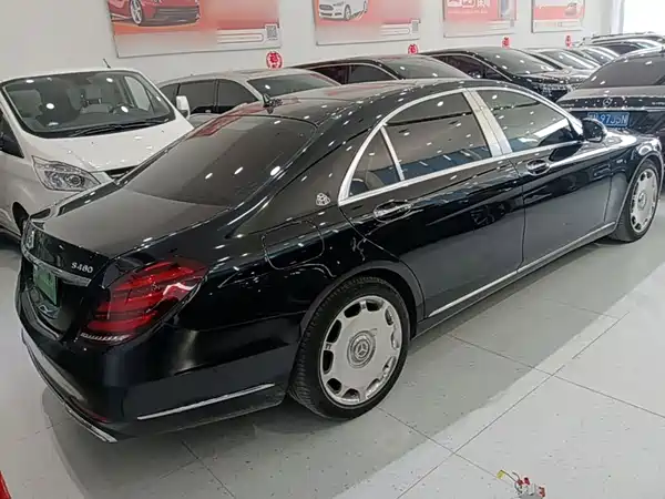 Mercedes-Benz S-Class 2020