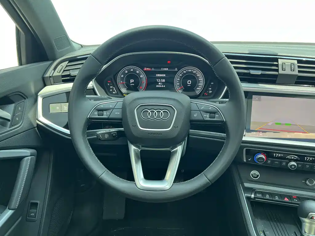 Audi Q3 2026 — фото 8