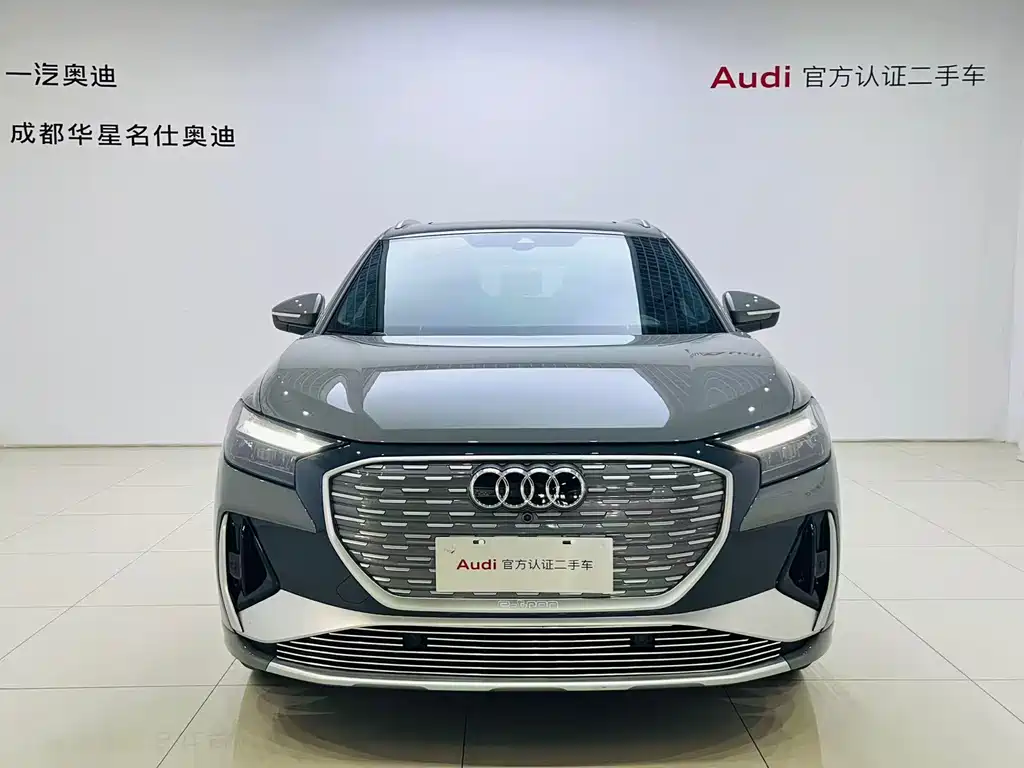 Audi Q4 E-Tron 2024 — фото 3