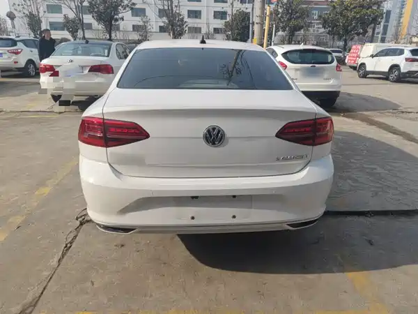 Volkswagen Lamando 2021