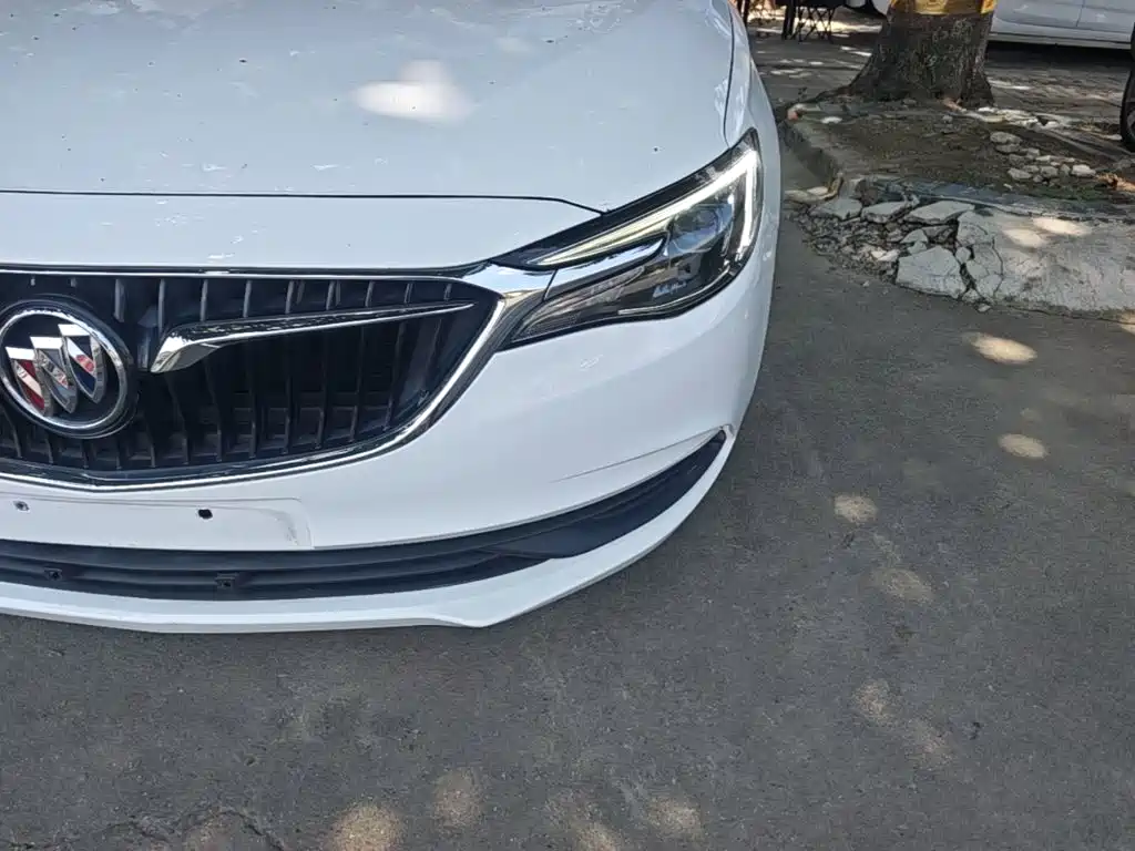Buick Excelle 2019 — фото 24