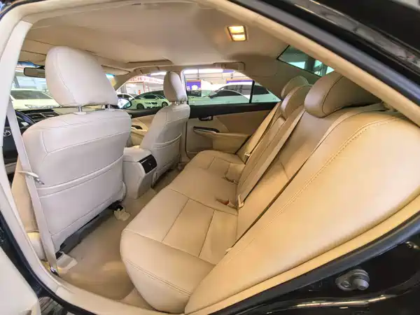 Toyota Camry 2015