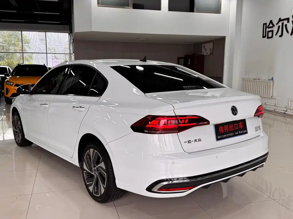 Volkswagen Bora 2023