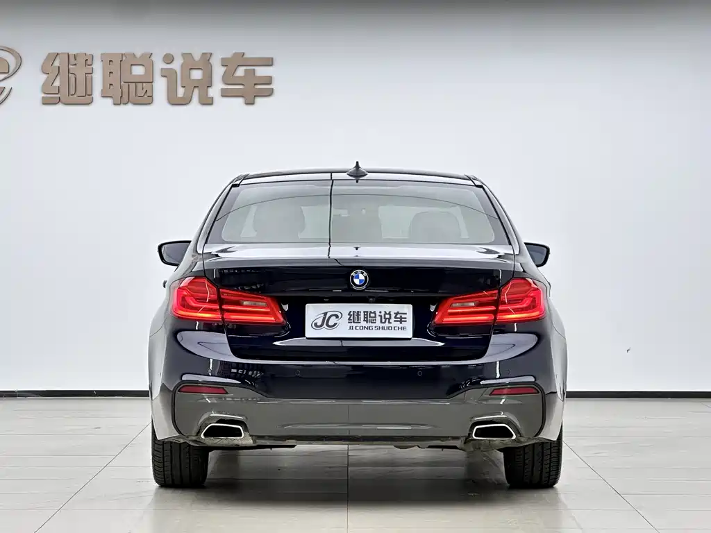 BMW 5 Series 2019 — фото 8