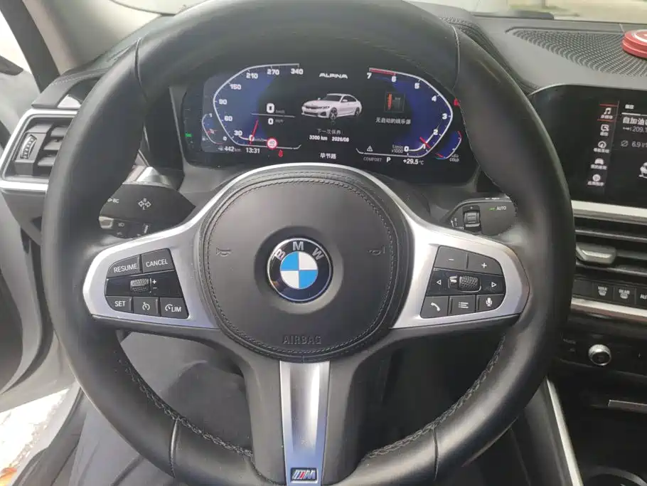 BMW 3 Series 2021 — фото 15
