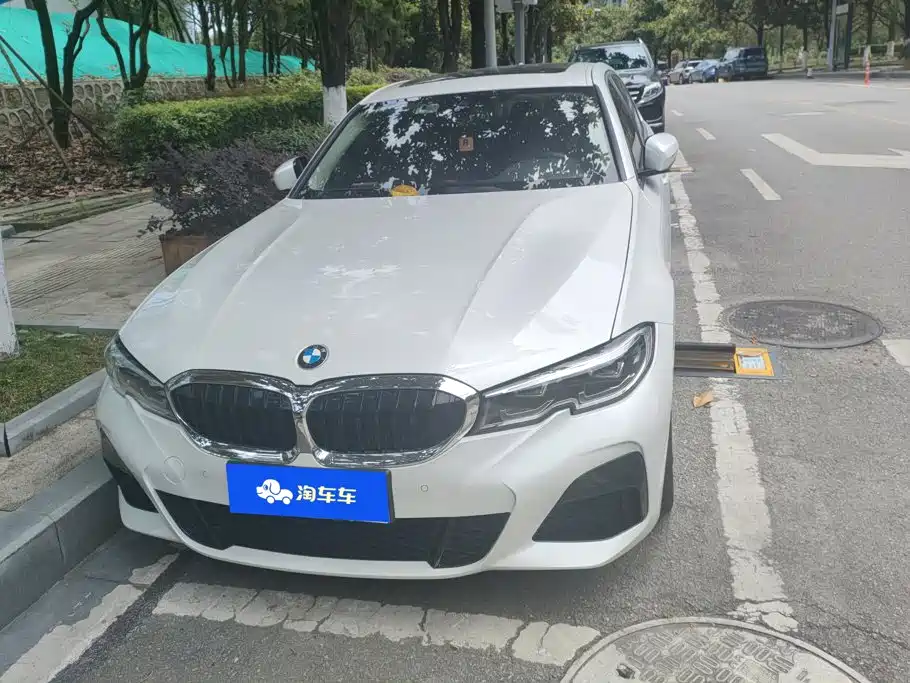 BMW 3 Series 2021