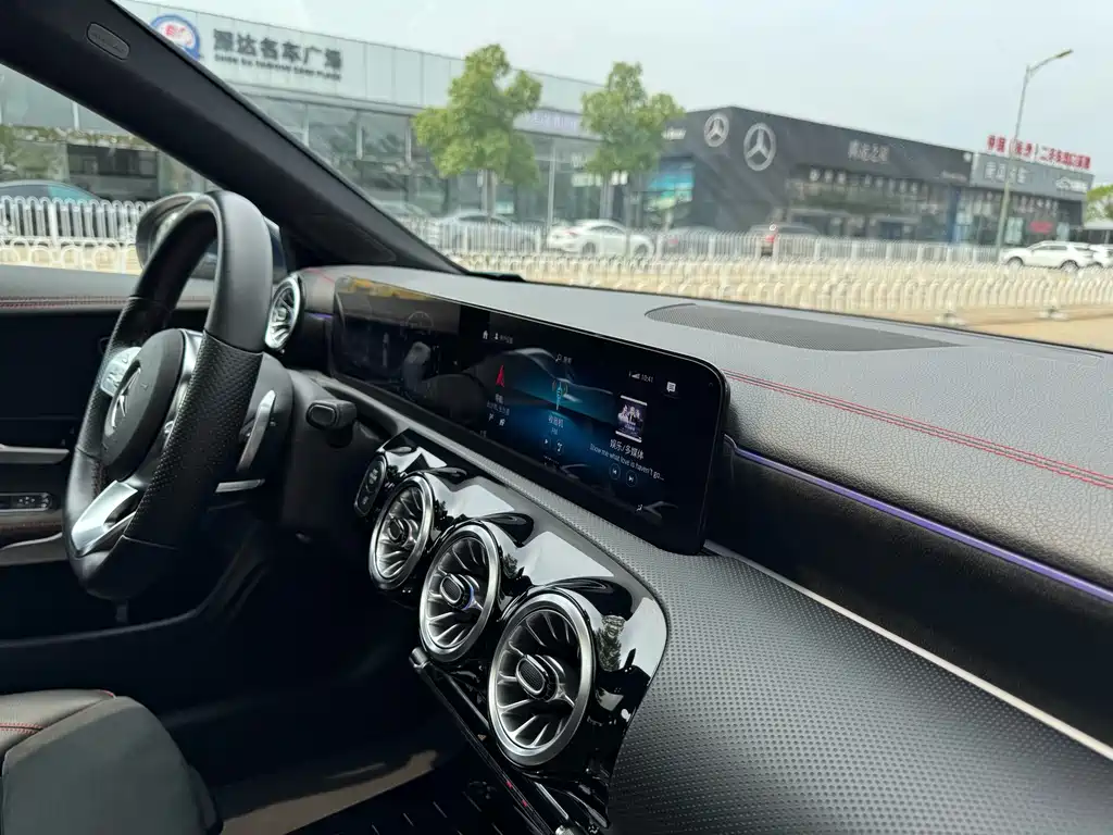 Mercedes-Benz CLA 2021 — фото 26