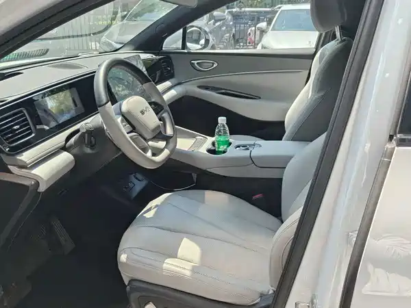 BYD Sealion 06 2025