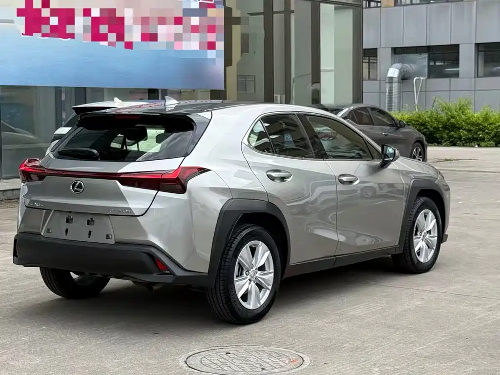 Lexus UX 2023 — фото 9