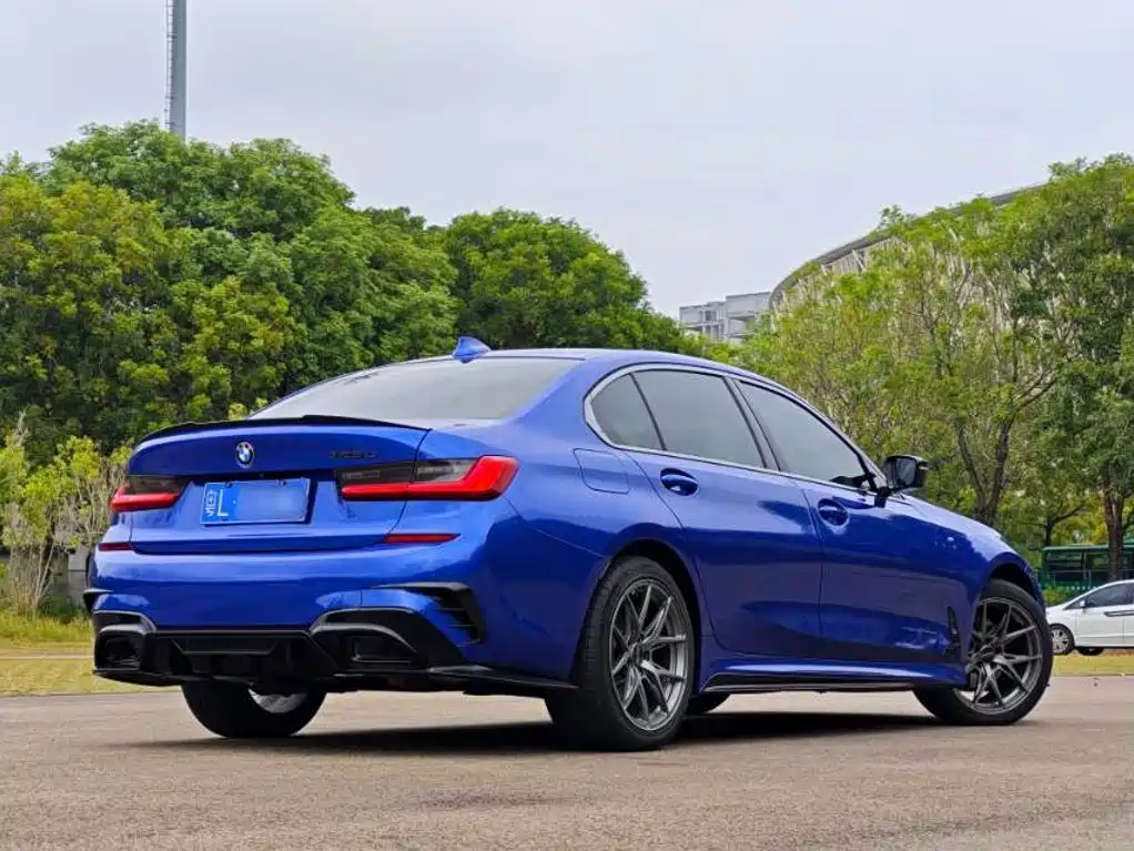 BMW 3 Series 2021