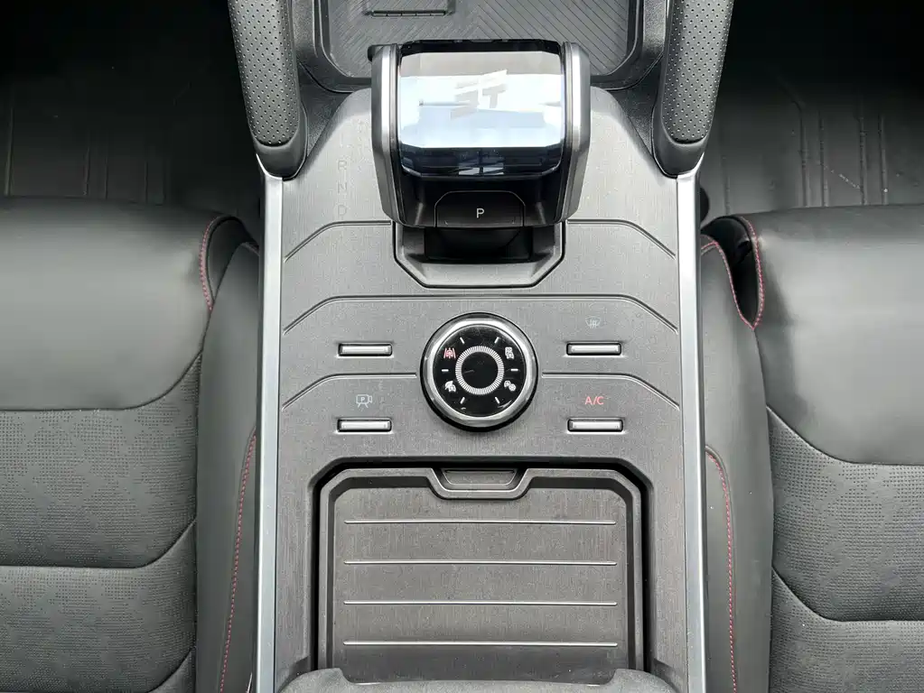 Jetour Traveller C-DM 2024 — фото 11