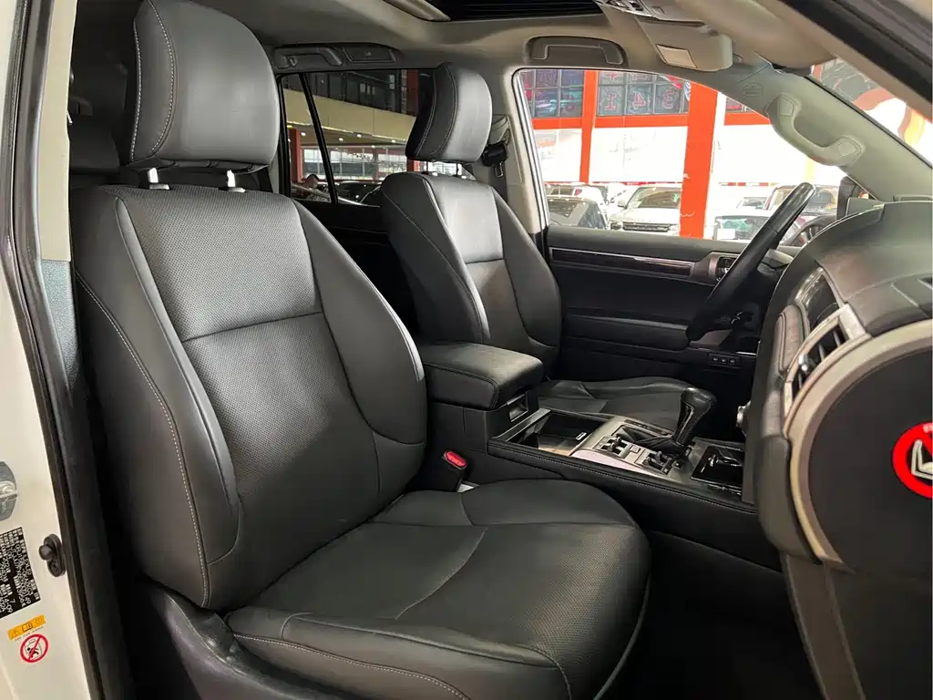 Lexus GX 2015 — фото 16