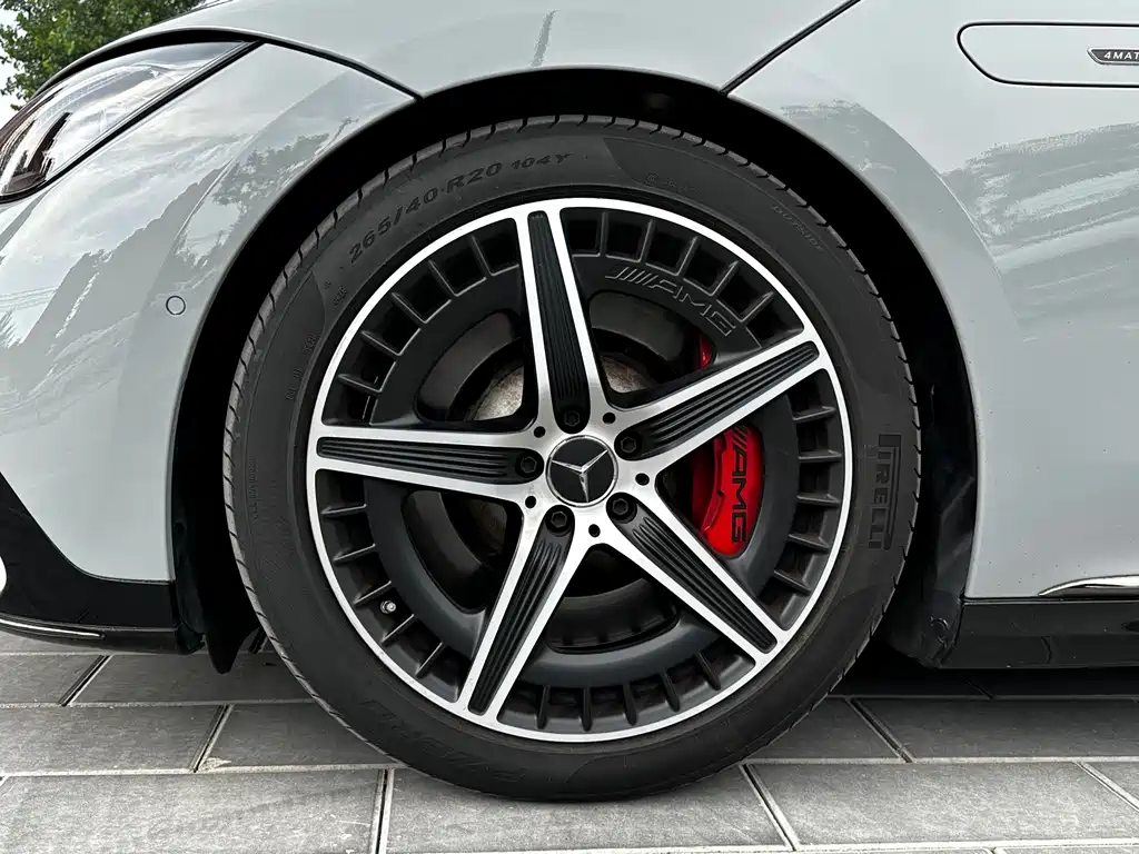 Mercedes-Benz EQE AMG 2024