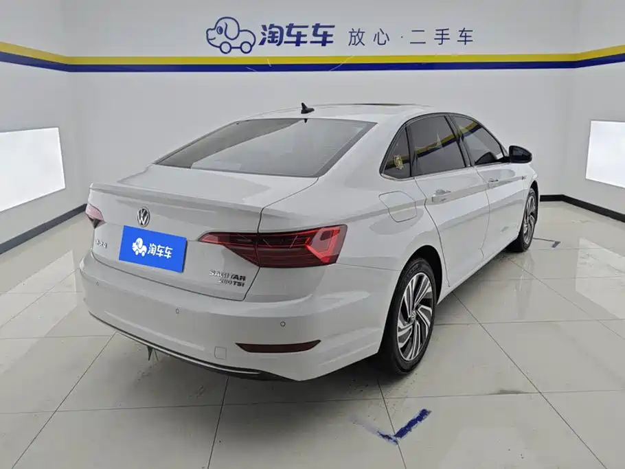 Volkswagen Sagitar 2022