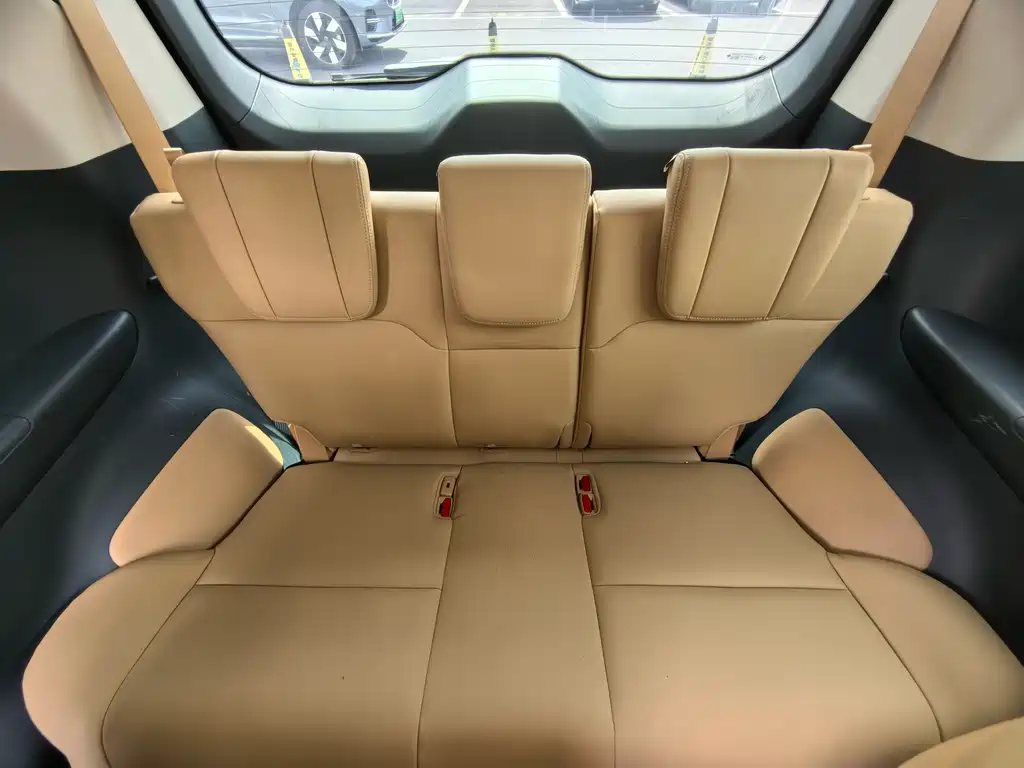 GAC Trumpchi E8 PHEV 2024 — фото 20