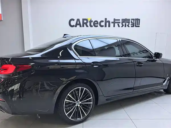 BMW 5 Series 2022