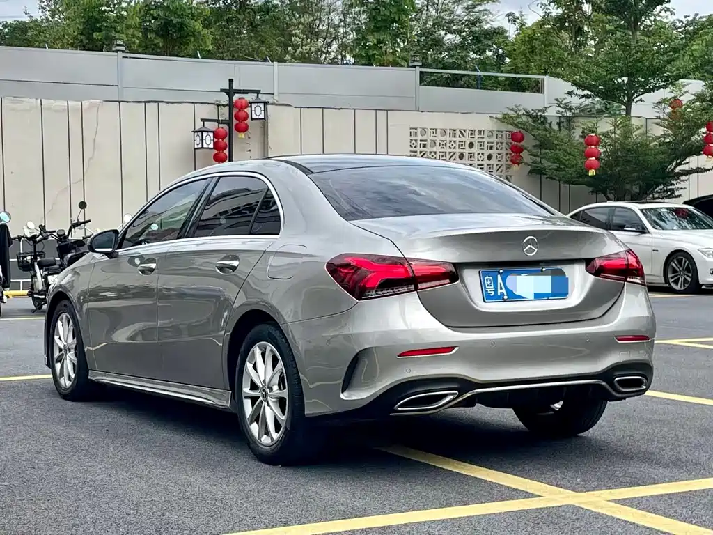 Mercedes-Benz A-Class 2021 — фото 8