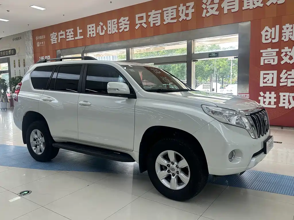Toyota Prado 2017 — фото 3