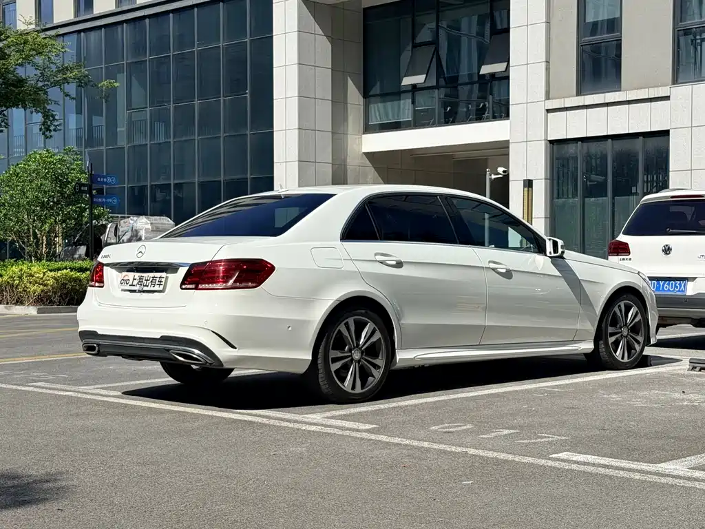 Mercedes-Benz E-Class 2015