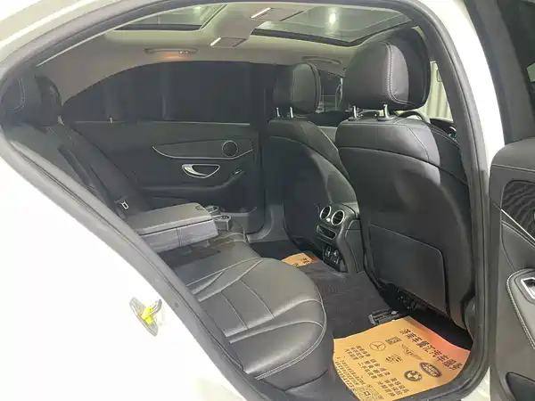 Mercedes-Benz C-Class 2020