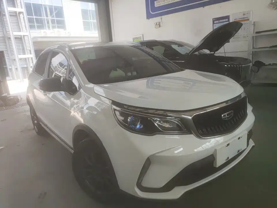 Geely Vision X3 2022