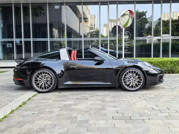 Porsche 911 2022