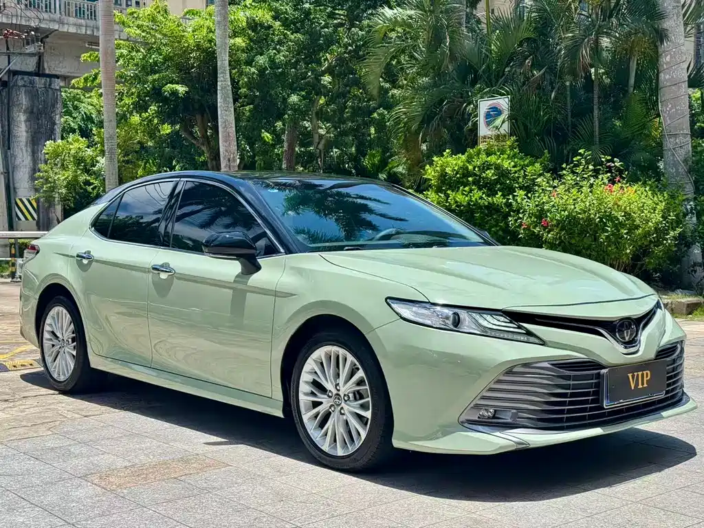 Toyota Camry 2020 — фото 3