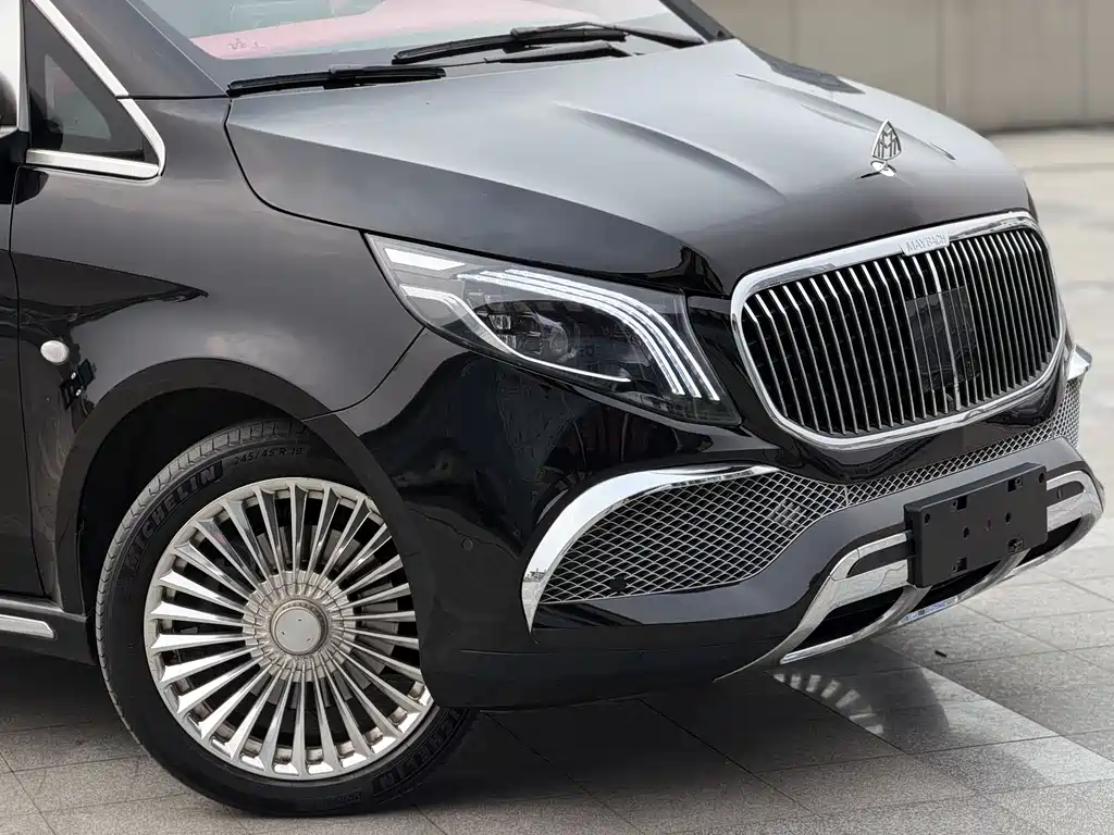 Mercedes-Benz Vito 2022 — фото 18