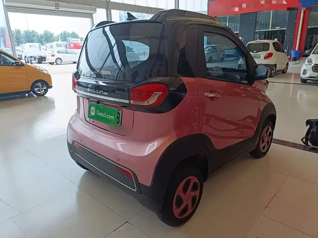 Baojun E100 2020