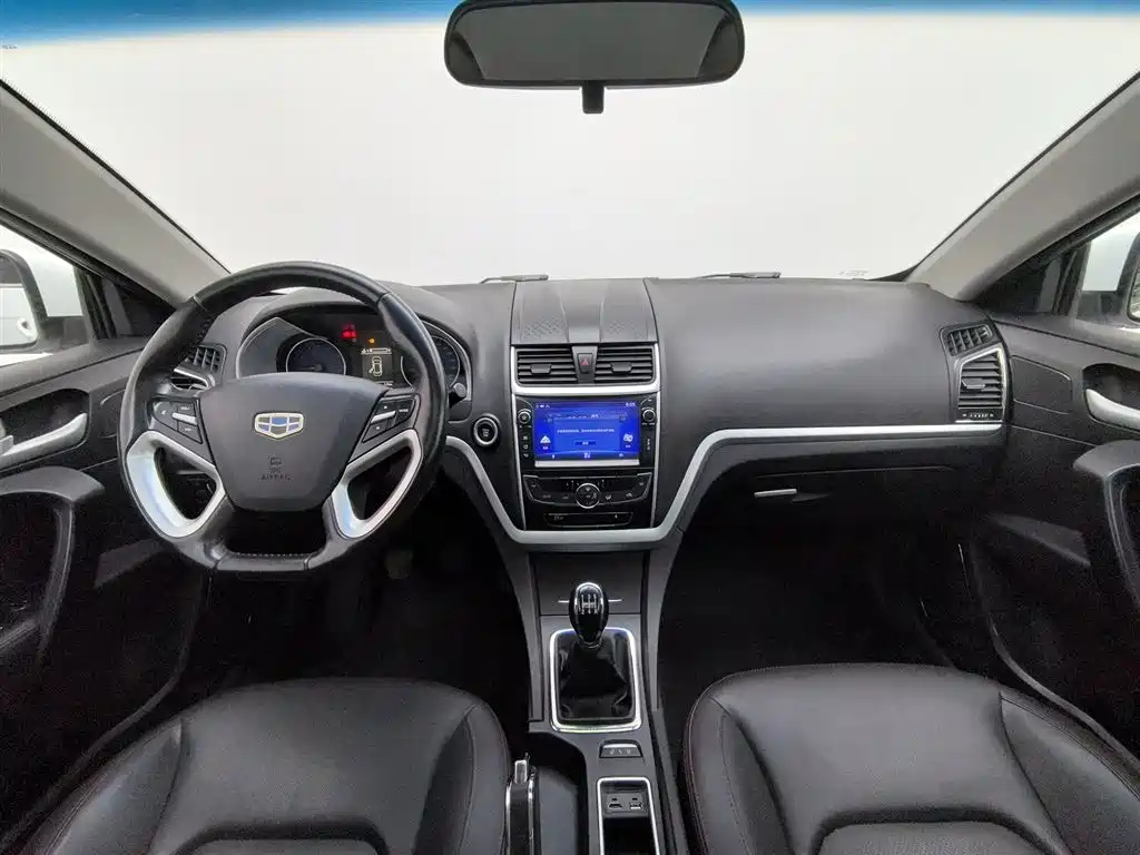 Geely Emgrand 2015 — фото 5